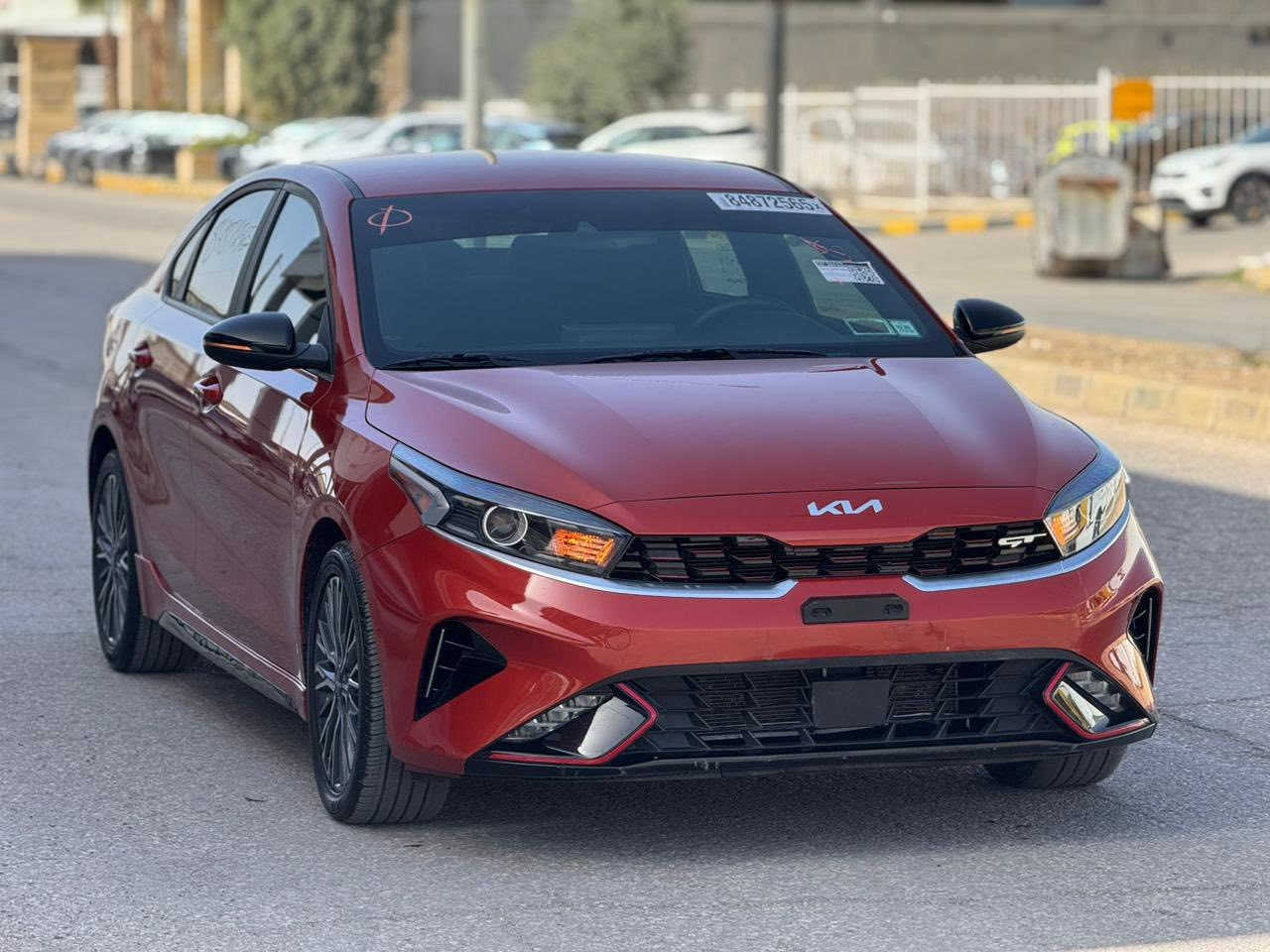 كيا فورتي جيتي لاين موديل 2024 بدون ايرباك محرك 2000 دوش ماشية 20 الف الحادث السيارة تعتبر ( كلين ) حادثها دعامية امامية مصلحة نفسها وكد إصبع بارد حافة البنيد بدون قطرة صبغ كفالة من الصبغ والايرباك والتبديل والدواخل مواصفات جيتي لاين بدون فتحة تجي مواصفاتها بصمة شاشة جبيرة تشغيل عن بعد رادارات امامي خلفي جانبي سايد بريك بصمة كشنات جلد وباقي المواصفات السيارة حاليا ب عمان المنطقة الحرة ترهم تدخل حرة وترهم تدخل على كتاب الشهداء بعد الاتفاق 3 أيام توصل بغداد 
للاستفسار ***********
