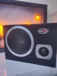 مضخم صوت • مستخدم نظيف • دمام