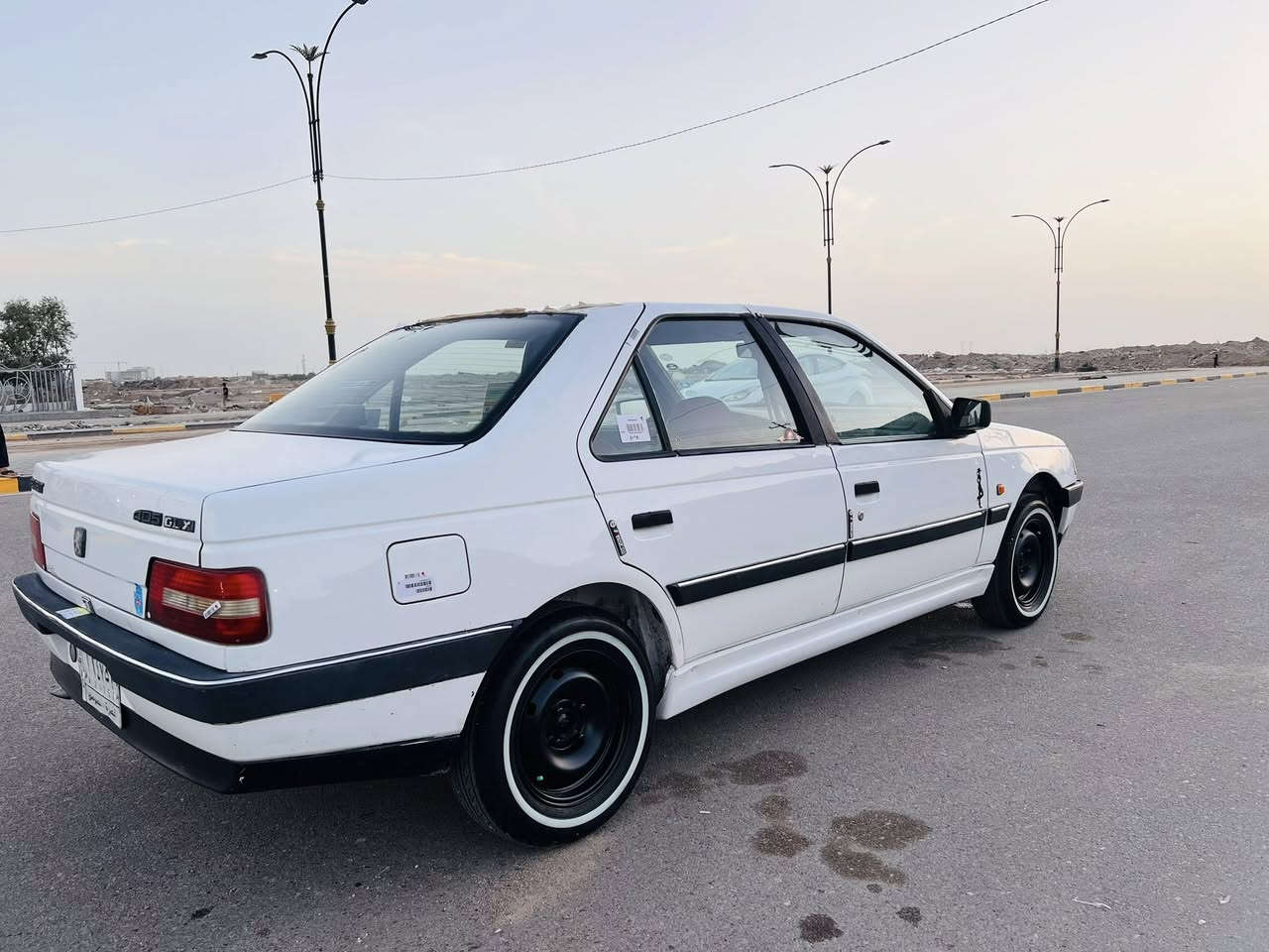 سلام عليكم بيجو ٤٠٥ موديل ٢٠١٢بصره تحويل 

السياره كفاله عامه ضربه تبديل صبغ مكينه گير تبريد حداده تخم تاير جاهزه سياره من كلشي 
السعر:٣٤
للأستفسار:***********
