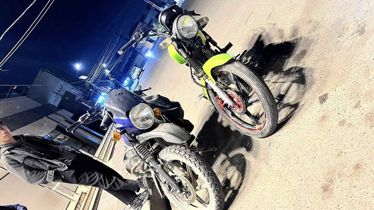 دراجه سونك ماكس وان.  دراجه. جديده. بمعنه الكلمه.
كير محرك كهربائيات كفاله. بشرط.  نكره سلف بكل وقت  اوراق. تحويل اب اسمك. دهن داراجا. ام زويل.  سعره 725 الف. وبيها مجال للطيبين.  مكان بغداد البياع. حي التراث.  هاذه رقمي بس واتساب. ***********
