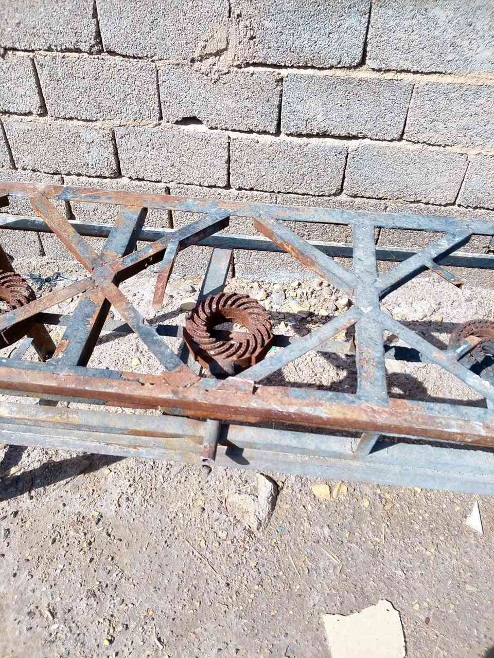 السلام عليكم زوجه طباخات للبيع طباخ نظيف نظافه 80%
يوجد ضفيره اربع خطوط زائد خطين احجام من الاربعين وقوه مكان الكوت حي الجهاد
***********
