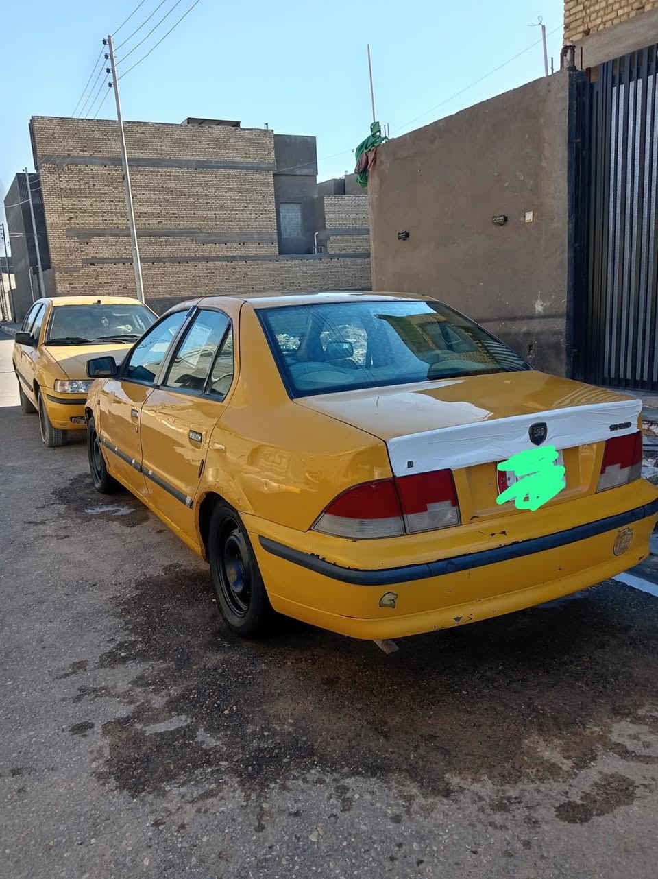 السلام عليكم سمند مديل 2011 مكينه بيه تبخير كير نضيف حداديه وتايرات أنضاف شواصي أنضاف كهربائيات شغاله داخل جديد شاشه بيه سياره سماعات سستم سياره حلوه شوفت عينك شرط التحويل رقم ذي قار  هيئه وغرامات عل مشتري السعر 17 وبيه مجال مكان سماوه بيع و مراوس رقم ***********
