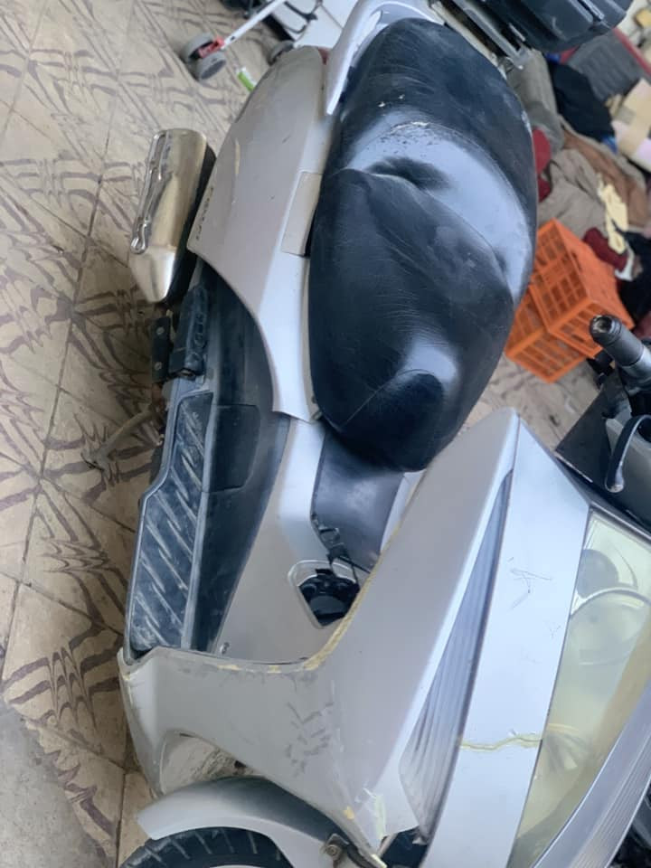 سلام عليكم دراجه فور سايد للبيع دراجه نضيفه وحلوه شغاله لايت عالي ناصي رماش تايرات جدد. دسكات جدد السعر 500 وبيه مجال حك الجيه مكان مدينه الصدر تقاطع الكياره رقم *********** بي وتساب
