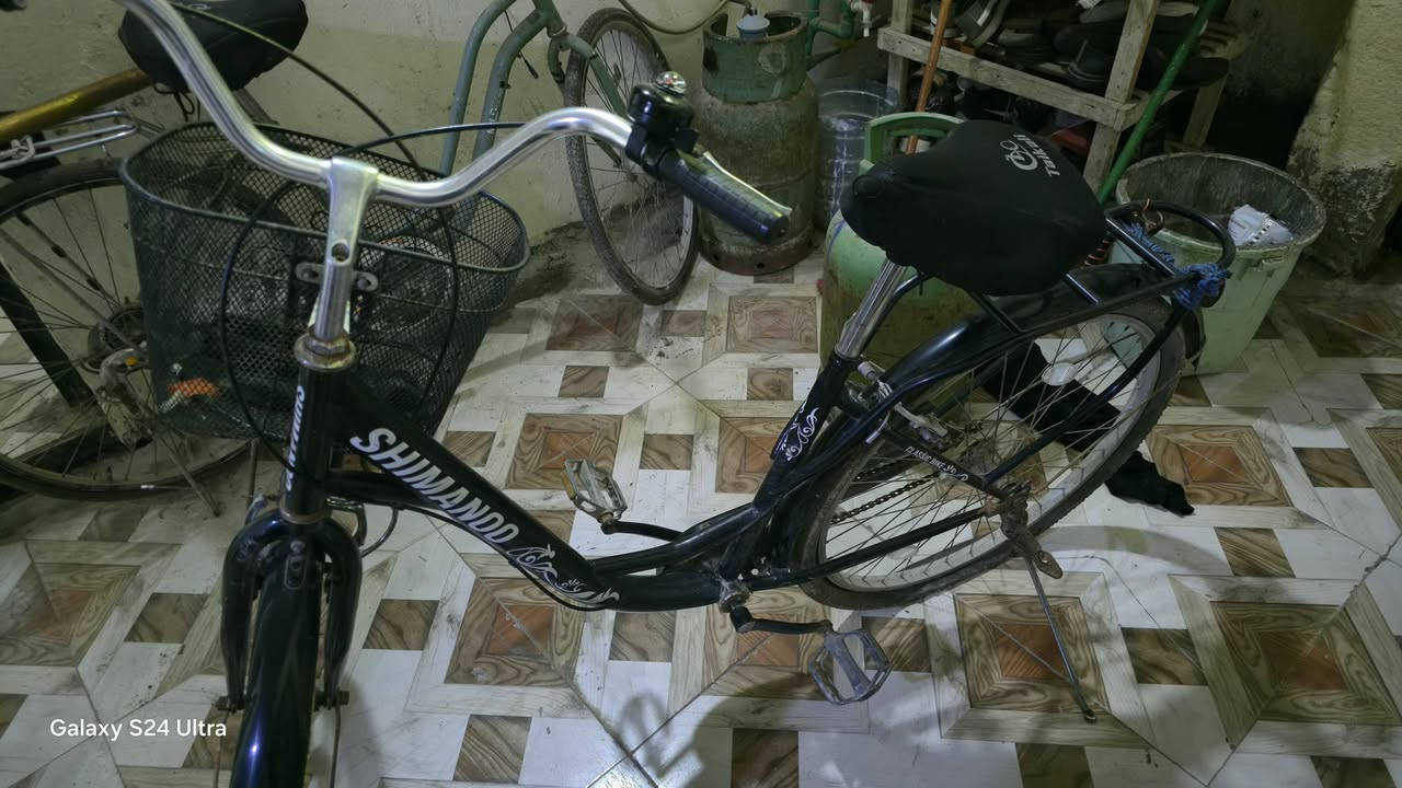 بايسكل مستعمل قليل السعر: 115 وبي مجال
حجم27
بي ثقب بل تاير خلفي فقط
عنوان: الهارثة دور الطاقة قرب اسواق حجي


**إذا كنت صاحب هذا الإعلان وتريد حذفه لأي سبب، رجاءا أرسل رسالة إلى الدعم الفني**