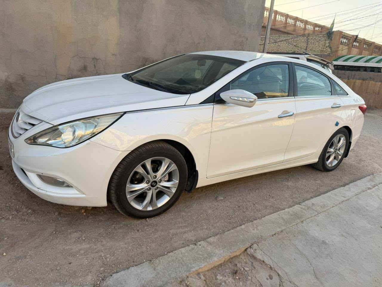سوناتا موديل 2011خليحي مكينه دوش 2400 مبدله طابوكه سياره رقم بغداد تحويل كبل بدون صبغ السياره بيها  بارد قليل سونار موجود بالمنشور ***********
واتساب ***********
مكان سياره بابل الحصوه السعر 130بيها مجال

