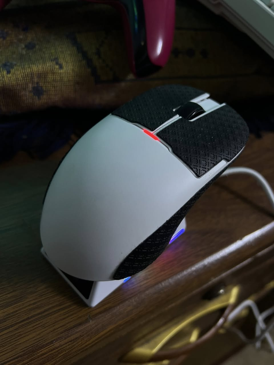 ماوس اجاز apex aj159 وصل بي استعمال خفيف السعر 35 الف


**إذا كنت صاحب هذا الإعلان وتريد حذفه لأي سبب، رجاءا أرسل رسالة إلى الدعم الفني**