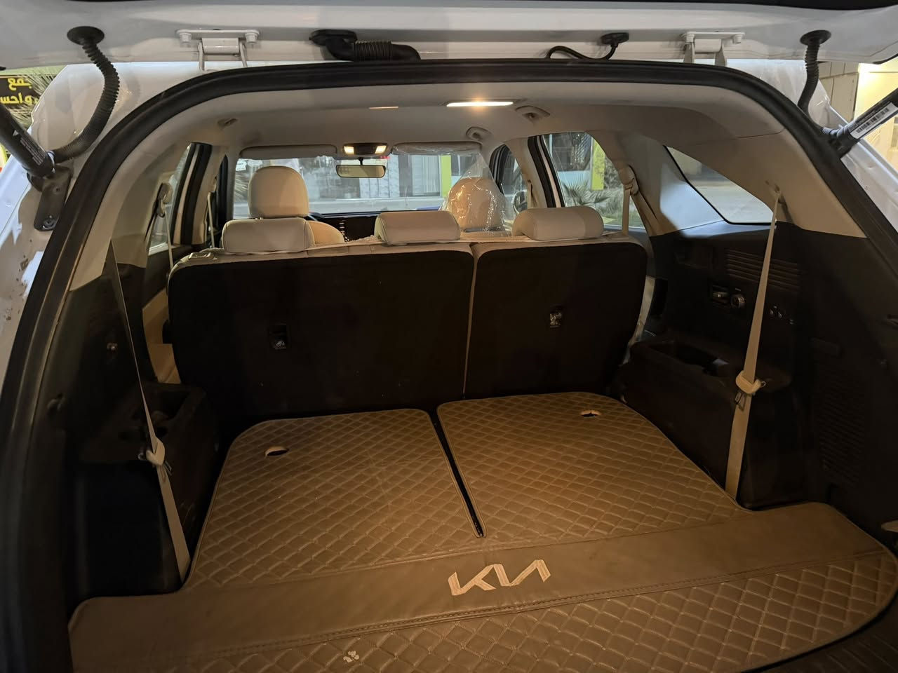 السلام عليكم 
للبيع فقط بدون مراوس
كيا سورنتو
خليجي موديل 2023@@
مكينة 4 سلندر @@
ماشية 42 الف حقيقي 
كفالة عامة سونار مرفق بالمنشور 
سبعة راكب
رقم أربيل 
مكان السيارة الديوانية 
السعر 238 ورقه


**إذا كنت صاحب هذا الإعلان وتريد حذفه لأي سبب، رجاءا أرسل رسالة إلى الدعم الفني**