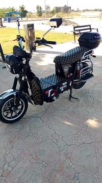 دراجه جبلي للبيع سعر 475وبيه مجال للشراي بطاريات يقرن 10 كلهن عل فحص و...