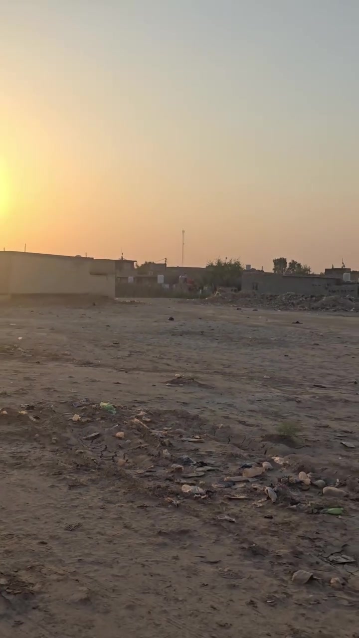 السلام عليكم يوجد لدينا تلاثه قطع للبيع بشارع مطعم الجواد شراي ينتصل بل خدمه رقمي***********
