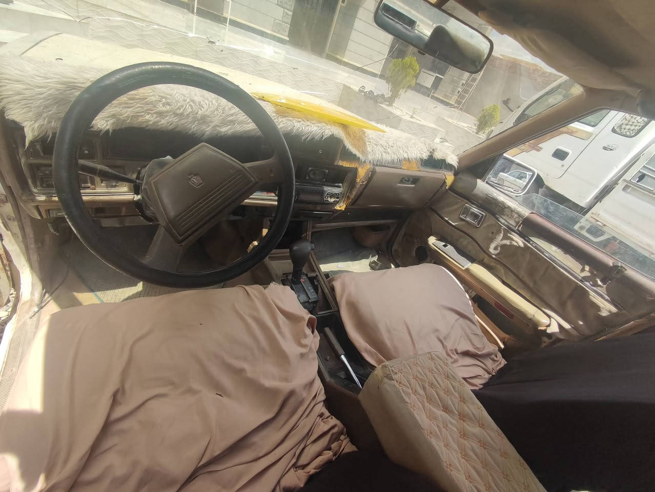 السلام عليكم سوبر 83كير ومحرك ونجي جدد صدر ورا جدام نضيف تواير زينات باور مي بچم جديد بطاين جدد بوب كله شغاله كهربائيات كلها شغاله مسجله فحص صلاح الدين 12وبيه مجال ***********
