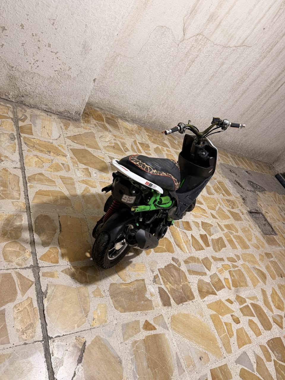 سلام وعليكم ماكس عدله للبيع دراجه للبيع جديده مابيها نقص نص نكره شغاله دراجه شاصيها رياضي يكعد علي مكينه سكنس هسه بيها مكينه عدله مكينه شغاله مكفوله نضوح ودخان وصوت شلعه ومعدل مكاني بغداد السعر 450 للتواصل ***********
