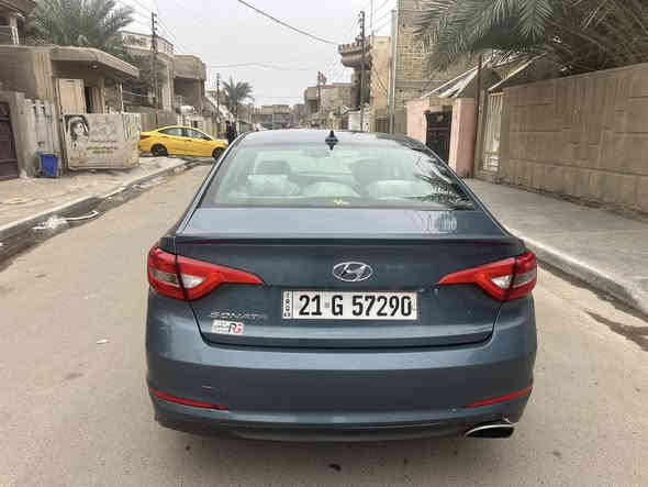 السلام عليكم سياره سوناتا موديل 2016وارد امريكي صور حادث منشوره رقم سلمانيه بسمي تحويل مباشر مواصفات نص فول محرك كير صدر تبريد تخم تاير مكفولة سياره جاهزه حلوه كلش العنوان بغداد الامين شارع نواب سعر 115$بيه مجال بصيط النتصال***********
