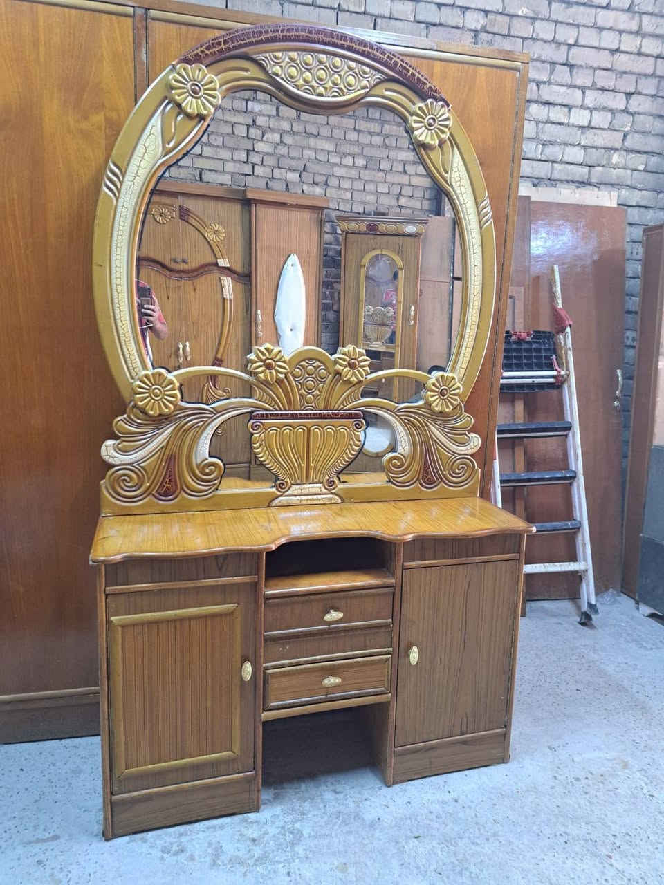 غرفه نوم صاج للبيع نضيفه مابيه اي اضرار سعر425 مكان شعله يوجد خدمة توصيل لجميع مناطق بغداد الاستفسار خاص


**إذا كنت صاحب هذا الإعلان وتريد حذفه لأي سبب، رجاءا أرسل رسالة إلى الدعم الفني**