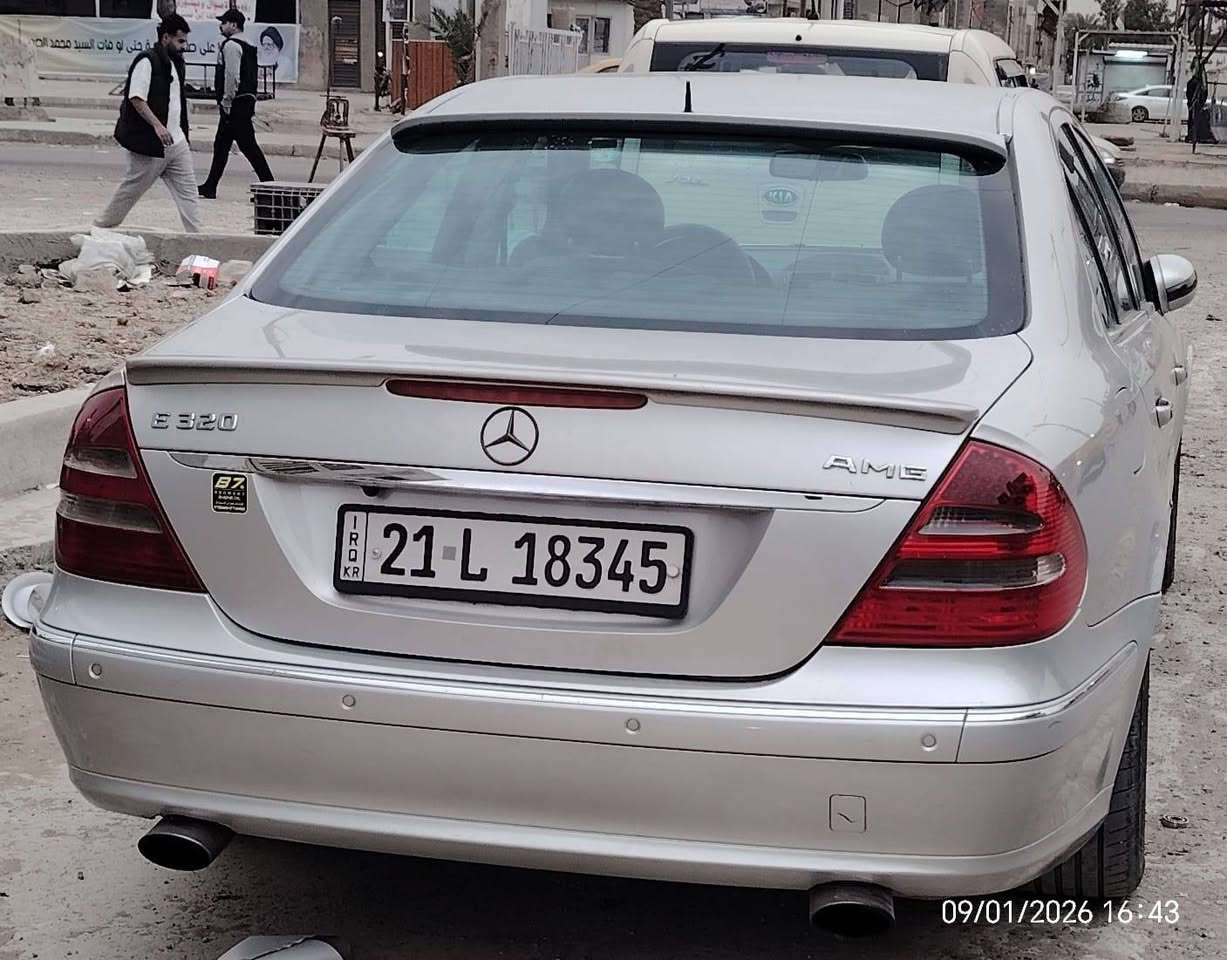 السلام عليكم مارسيدس w211 مديل 2003 فول مواصفات حجم e320 V 6 سلندر فتحة دواخل جلد اعلى فئة گير ومحرك بل چيس قبل اسبوع مبدلات صدر جيد جدا مكفولة بدون صبغ جاهزة السيارة ولدواخل جلد بل چيس مكان السيارة مدينة الصدر قطاع 10.. السعر  130..
***********
