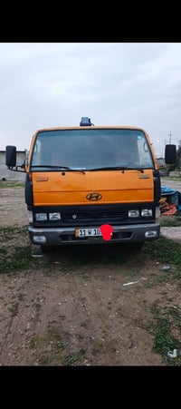 شاحنة • للبيع