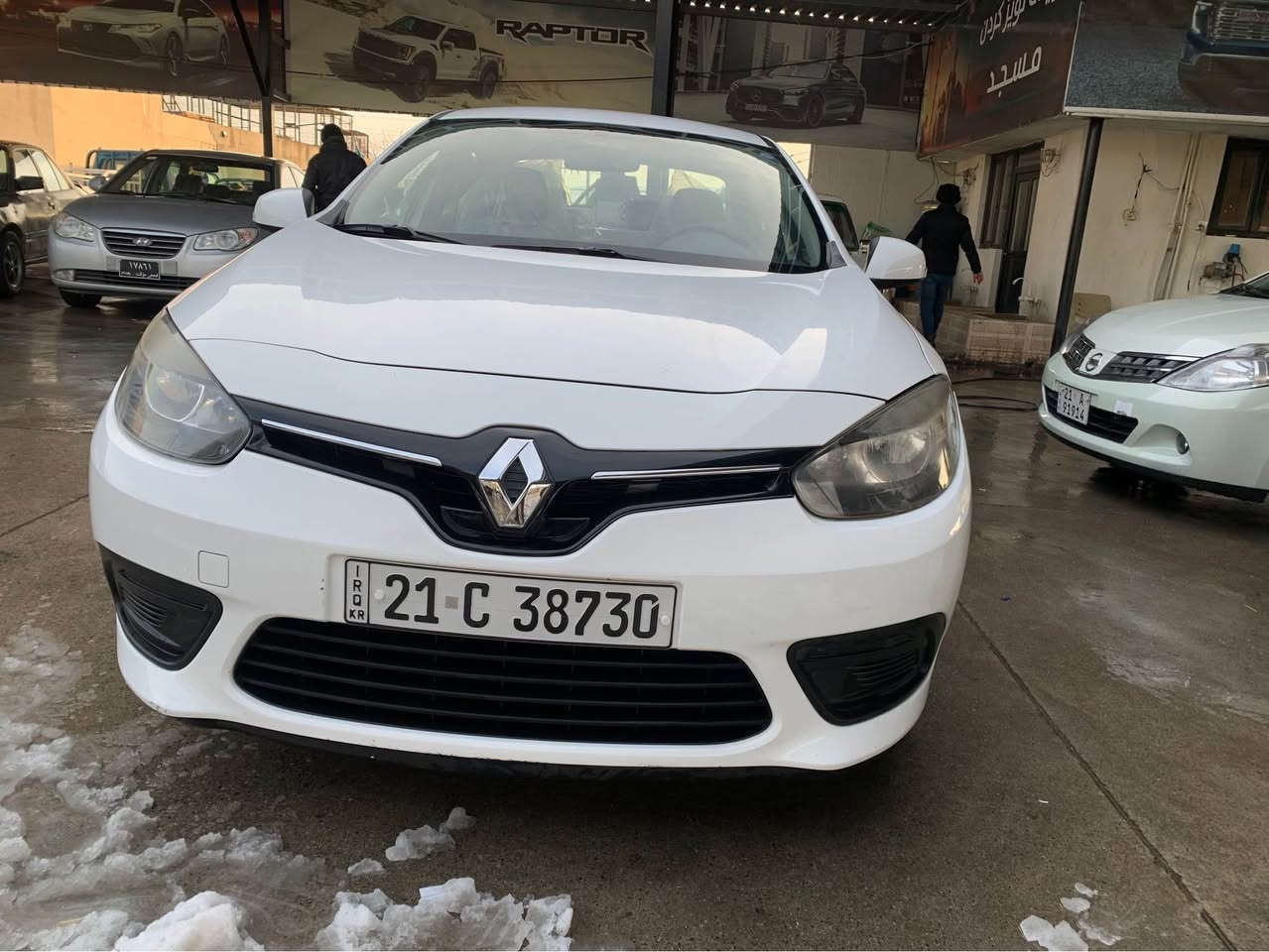 بەناوی خوای گەورە و میهرەبان 
سیارەی ڕینۆی فلۆنس 
2016نمونە لە جوانی و پاکی 
سیارەکە بئ بۆ یاخە هیچی پیوەنیە 
سەنەوی و رەقەم تازە 
103هەزار حەقیقی ڕۆیشتوە 
دەبل گیڕ 
ئۆتۆ ماتیک
چوار جام کارەبایی 
تەبرید سارد و گەرم لەسەر سویچ 
گیر و مەکینە  نەکراوەتەوە
بەشەرتی ١٠فیتەر 
تایەو ویل تازە
بەشەرتی تحویل و خرامە و گیڕو مەکینە 
نرخی 85گەلا و کەمیک معامەلە 
***********واتس ئاب لەسەرە Singapore
