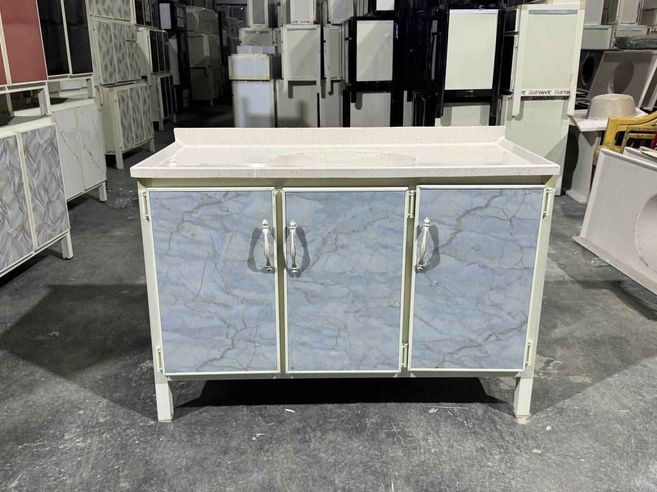 سنك قياس متر و 20 المغسله مرمر 
 السعر 160 الف    

يحتوي على قاطع

التوصيل✈️✈️✈️ 
 داخل بغداد مجاني
اطراف 15💛🌹💛🌹

واسط// (25) الف 
-بدره -جصان -الحي -الموفقيه -ناحية واسط -الدجيلي -اطراف واسط (50) الف
 
ديالى //- بعقوبه - الخالص 25  

كربلاء بابل  ورمادي و فلوجه ( 25) الف 
الديوانيه النجف (25)الف 

هيت 65

 صلاح الدين// مركز المحافظه  تكريت مع الاقضيه التاليه -بلد -إسحاقي -الدجيل -سامراء - -ضلوعيه (25)

التوصيل الى البصره  -السماوه -العماره -الناصريه ( 25 ) الف


**إذا كنت صاحب هذا الإعلان وتريد حذفه لأي سبب، رجاءا أرسل رسالة إلى الدعم الفني**