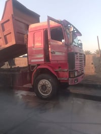 سكانيا موديل 93 مكينه  ١٢ونص   مجموعه سكانيا 19 كير ٥+٥  السعر مناسب 0...