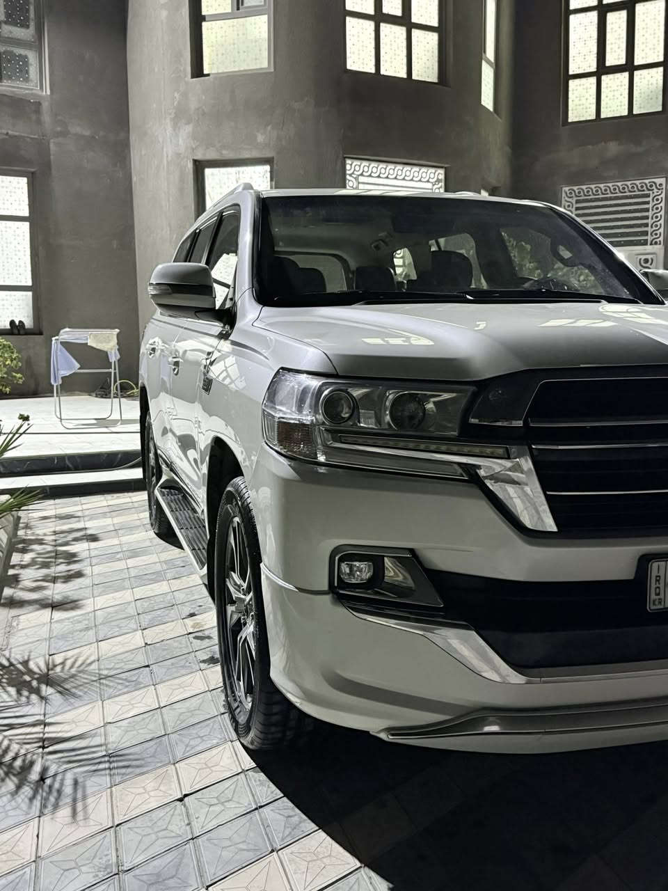 السلام عليكم ورحمة الله وبركاته  
لاندكروز 2020 
شركات ماشيه 100,000KM 
مكفوله كفاله عامه عده تكحيل صغير باب السايق 
السعر( 535)

مكان ناصريه مركز    رقم تليفون ***********
