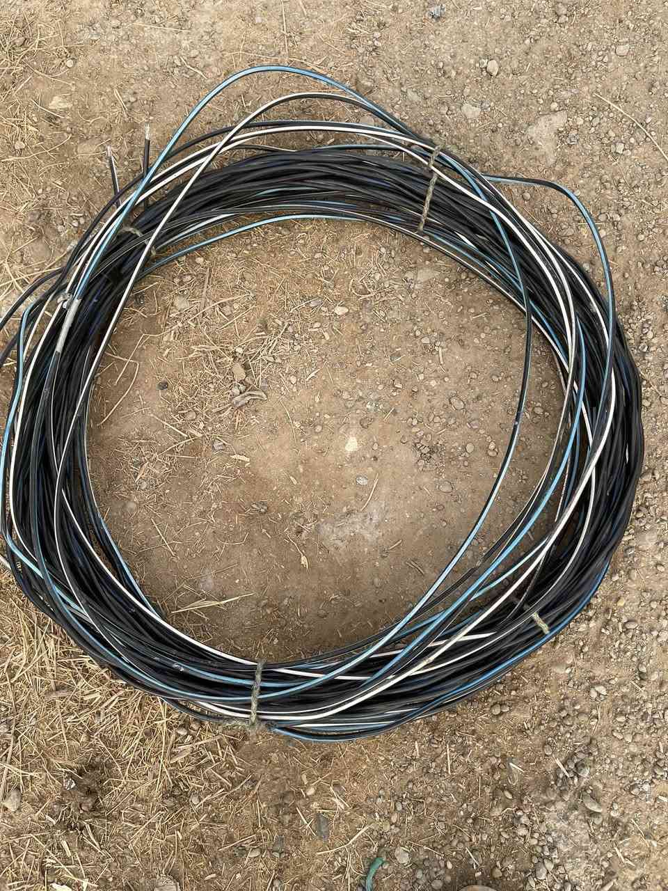 السلام عليكم
للبيع منظومة تقطير زراعية متكاملة

التفاصيل :

1.ماطور ( مضخه ) ظغط عالي 2 انج سنكل فيز مع ملحقاته

2. صونده 2 انج تركي اصلي طول 250 متر

3.تانكيات العدد 2 سعة الواحد 5000 لتر المجموع 10 آلاف لتر

4. صوندات تقطير حجم 20ملم مع النوزلات كامله 6 لفات (600متر)

5. ظفيرة كهرباء قطعتين 2*16 خطين  50 متر

ملاحظة : المنظومة نظيفة جدا
               المنظومة تكفي 2 دونم 

السعر الكلي 1250،000 مليون و ميتين وخمسين الف

للتواصل ***********
