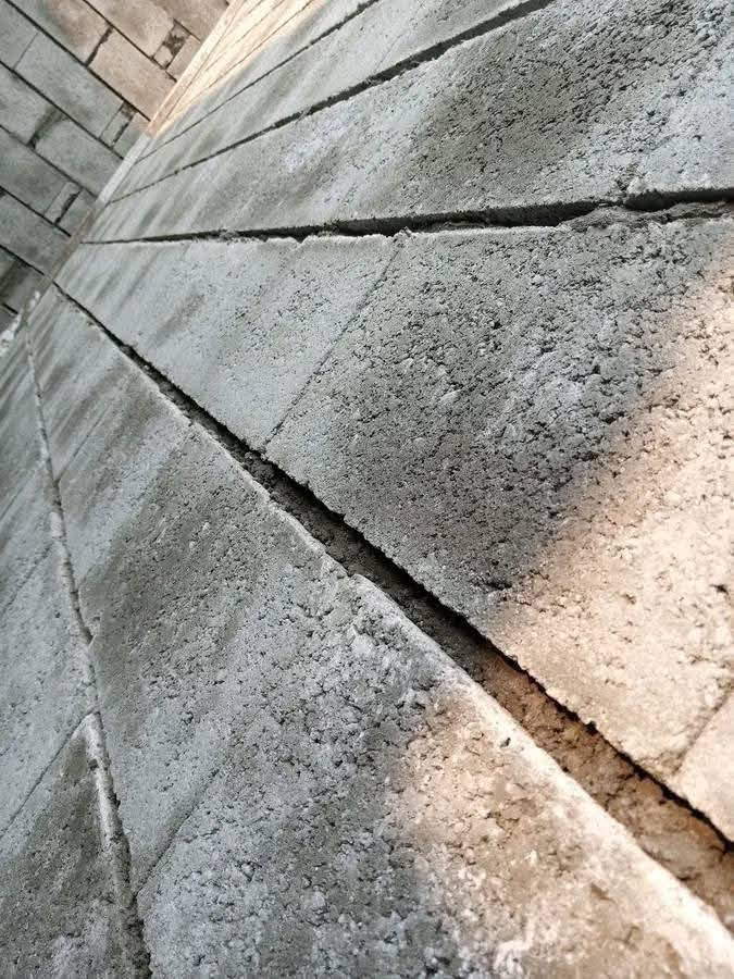 اسطه بناء متفرق حالين شغل درجه اولى يريد يتصل بيك خير تدلل ***********
