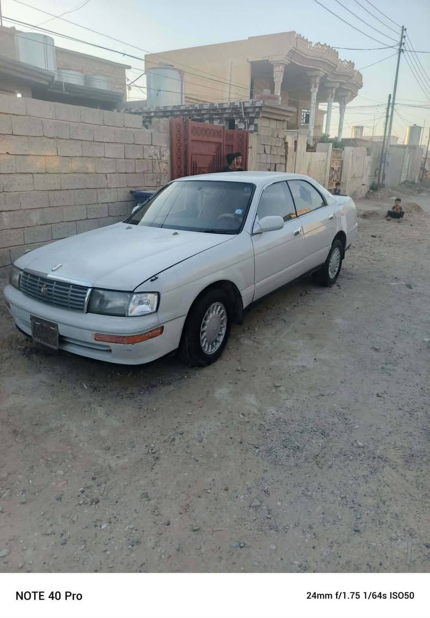 السلام عليكم مكلف بلنشر بطه مسجله رقم دولي 
صلاح الدين جديد سنويه ال30 شرط التحويل وكاله كير محرك 2500 كهربايات كلها شقاله سياره حلوه وناعمه ومابيها نقص السعر 44وبيها مجال 
......... مكان السياره بيجي 
نقد اخوان اعتذر عن مراوس ***********
