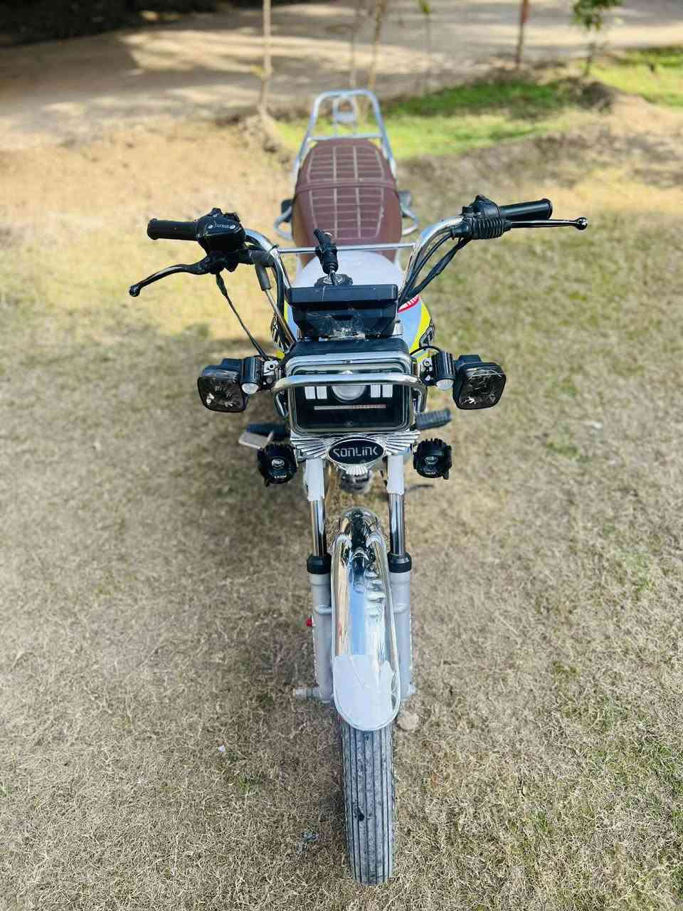 سونك موديل 24
محرك ما مفتوح ب 600

***********
سدة الهندية
