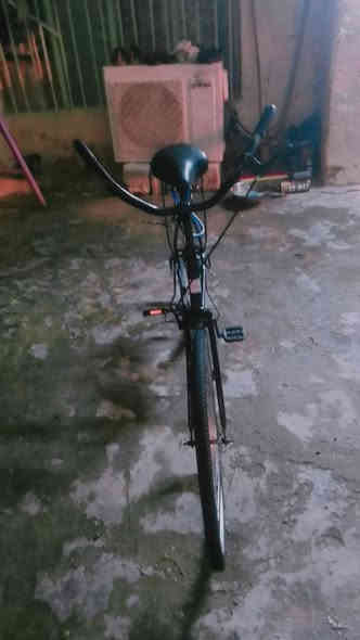 سلام عليكم بايسكل حجم26نضيف90٪موديل 2018 بس مبدل ويلات السعر50وبي مجال المكان كربلاء حي العسكري الحر رقم الستفسار ***********
