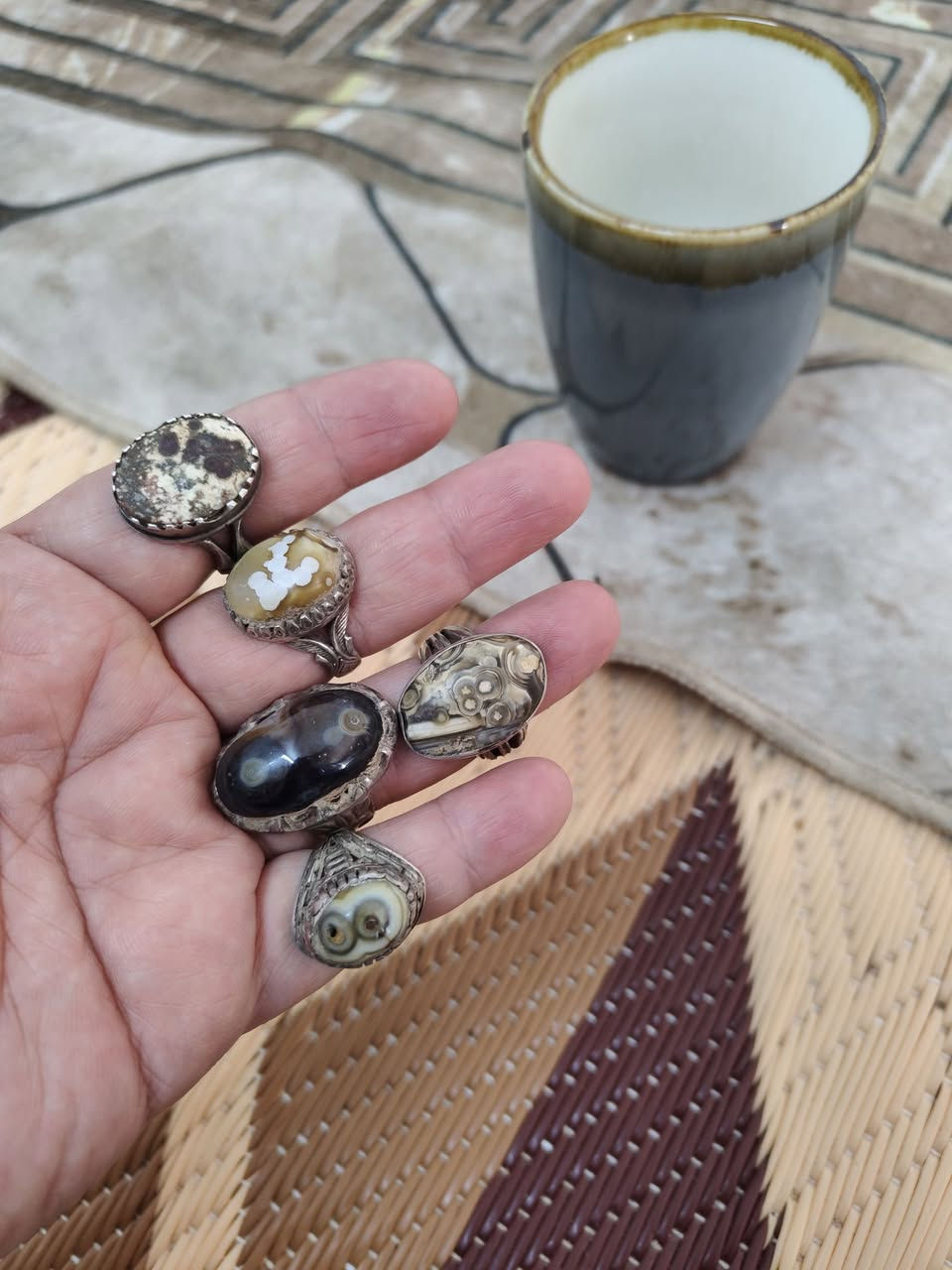 محابس فضه للبيع مكاني بغداد سبع قصور توصيل موجود داخل رصافة فقط
***********
