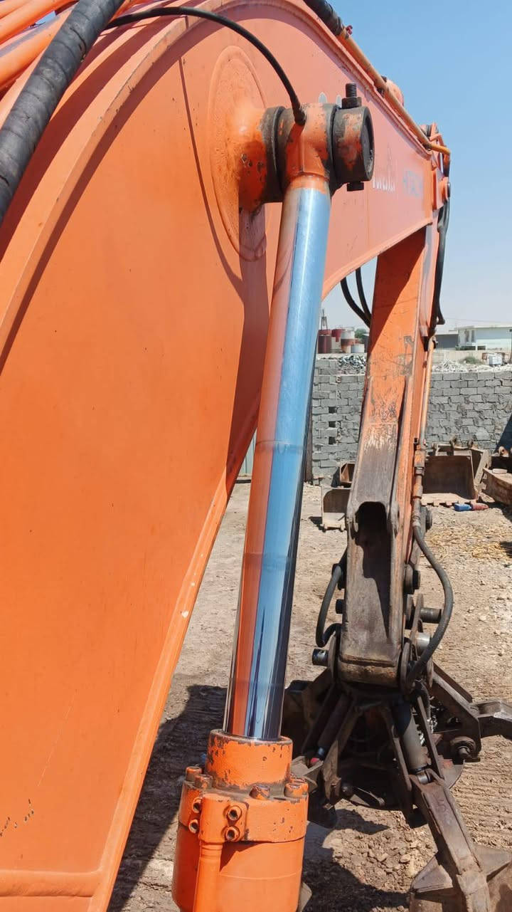 عــــلئ بـــركة الله …
#ZAXIS_2006_210_HITACHI

#حالة الوكالة كلشي وضع الشركة🇯🇵

#محرك 6 سلندر بم ونوزل 

#الـــعنوان واسط الكوت 📍.

الأستفسار ***********📞

الأستفسار ***********📞
