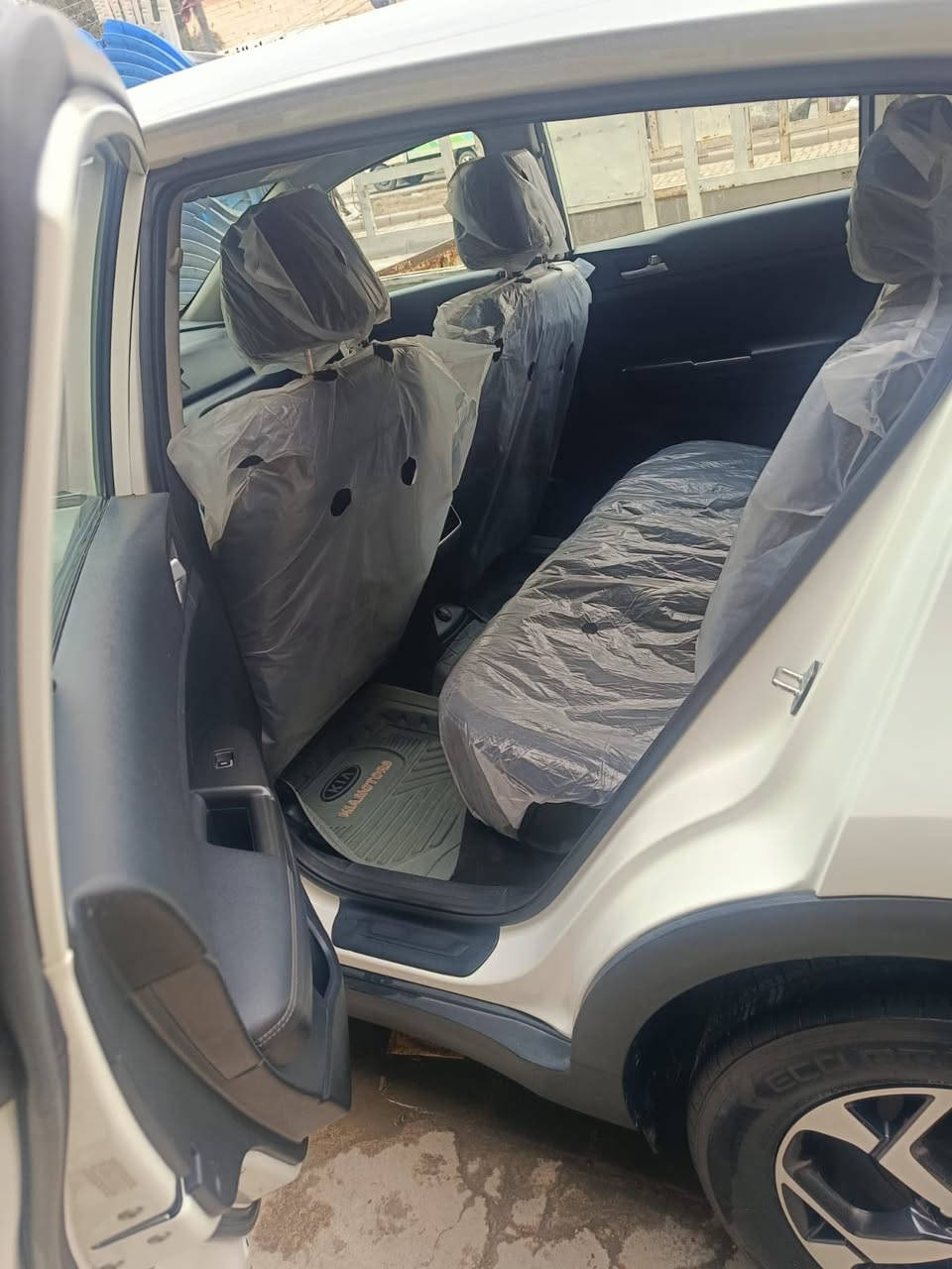 السلام عليكم
سبورتج 2022
ماشيه 60
رقم شمالي 
سنويه جديده 
بدون دواخل 
حادثه فقط جاملغ 
تحويل ثاني يوم 
مواصفات مالته معروفه 
السعر 193
بغداد القاهرة


**إذا كنت صاحب هذا الإعلان وتريد حذفه لأي سبب، رجاءا أرسل رسالة إلى الدعم الفني**