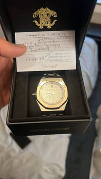 ساعة يد • روبرتو كافالي • أصلي