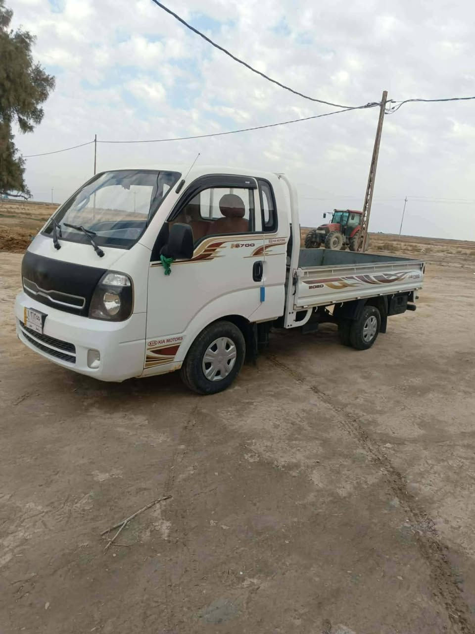 سلام عليكم  كيه بنكو  لبيع موديل ٢٠١٧ سياره جاهزه المكان واسط الكوت   ***********
