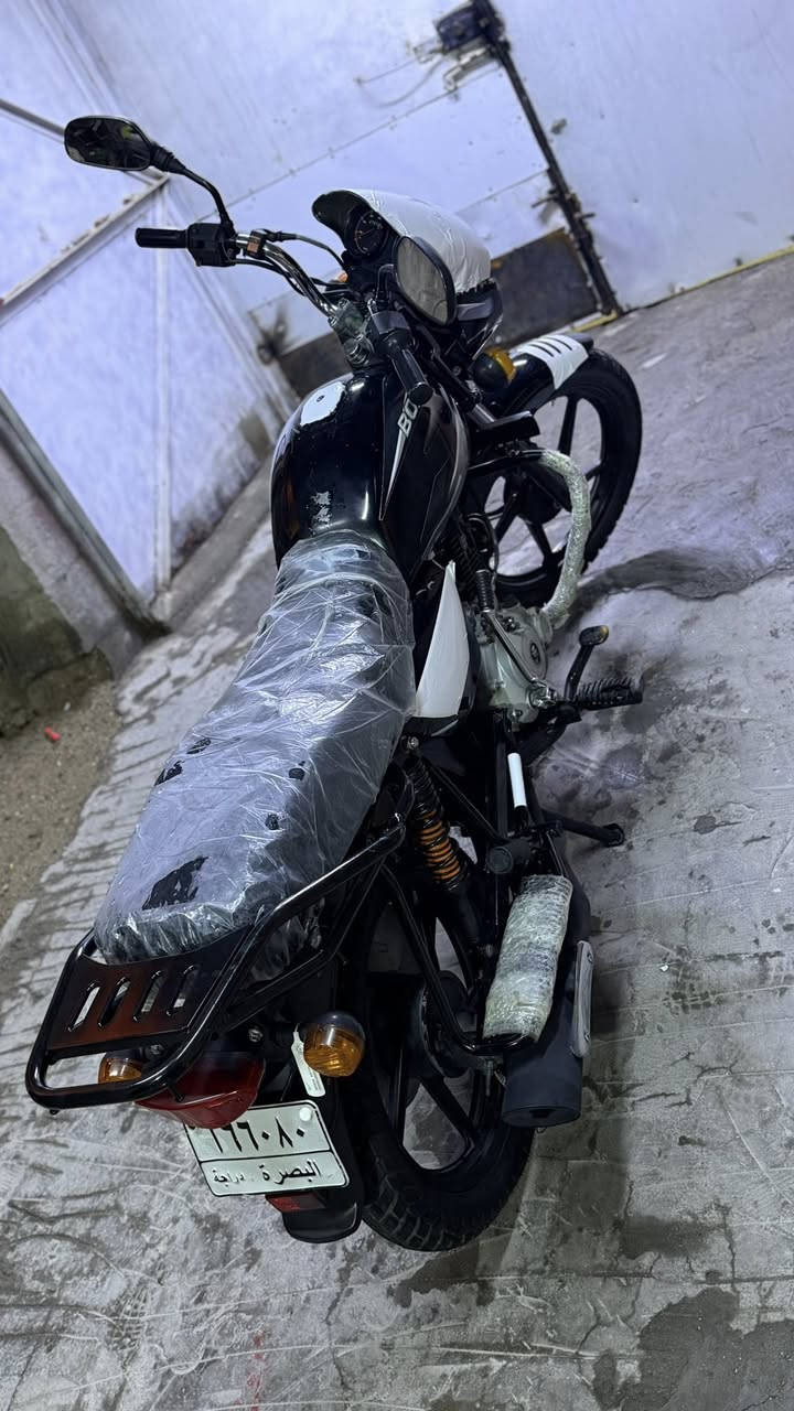 بوكسر 2021 رقم وسنويه بسمي تحويل شرط دراجه ما فتوحه دراجه جاهزه من كلشي ايي نقص مابيها سعرها ملونين و 200 الف***********
