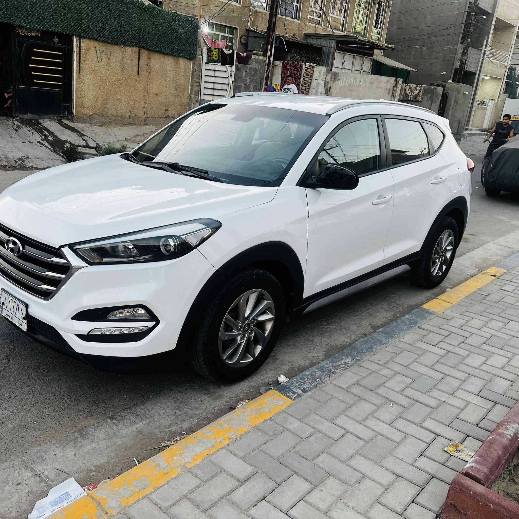 سلام عليكم
‏بيع أو مراوس

سيارة توسان2018 

وارد أمريكي رقم الأنبار تحويل ثاني يوم

تبديل ثلاث قطع بدون صبغ

فقط بنيد مصبوغ مكينه كير كفاله  مكاني بغداد الشعب السعر145 وبيها مجال بصيط 

للستفسار***********
