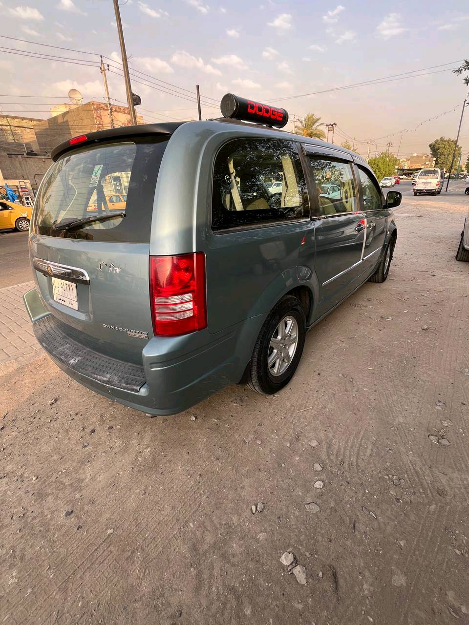 السلام عليكم دوج كرفان كرايسلر ٢٠١٠ مصبوغ حزام ما عدا البنيد السياره حادثه جاملغ السايق كير ودينه خير من الله السياره استخدام شخصي نضيفه جدا صدر أمامي خلفي تخم تاير ضفيره عقل كلهن جدد 
مكينه ٣٨٠٠.     ٦سلندر
***********