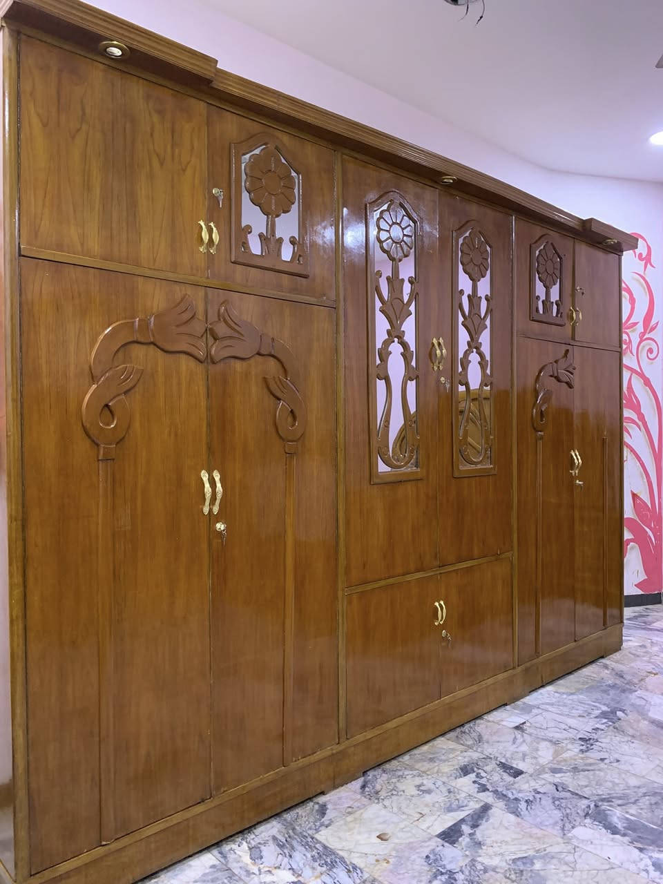 السلام عليكم ورحمة وبركاته الغرفه سته ملحق صاج تفصال درجه اولى   ثكيله جدا داخل وخارج صاج ضهر جرجوبه الغرفه حيل ثكيله نضافتهه 100‎%‎  السعر الغرفه 600  رقم هاتف *********** بغداد مكلفه بالنشر اتصال عل رقم فقط الغرفه بالحقيقه حيل حلوه

