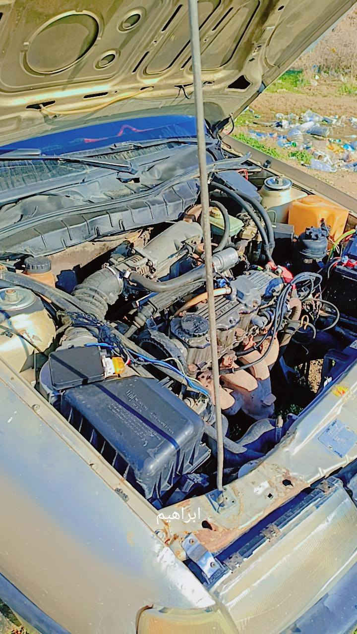 اوبل فيكترا للبيع موديل ٩١رقم دوالي
بسمنه السياره نظيفه حجم ٢٠مانقصها شي دوشمه جديده 

صدر باتري جديد   هزه جديده بطاين بوب جديد  مابيها صبغ بس الهلاات تعمير لاصرف ولا تبخير السعر ٣٢وبي مجل الرقم *********** كركوك, العراق
