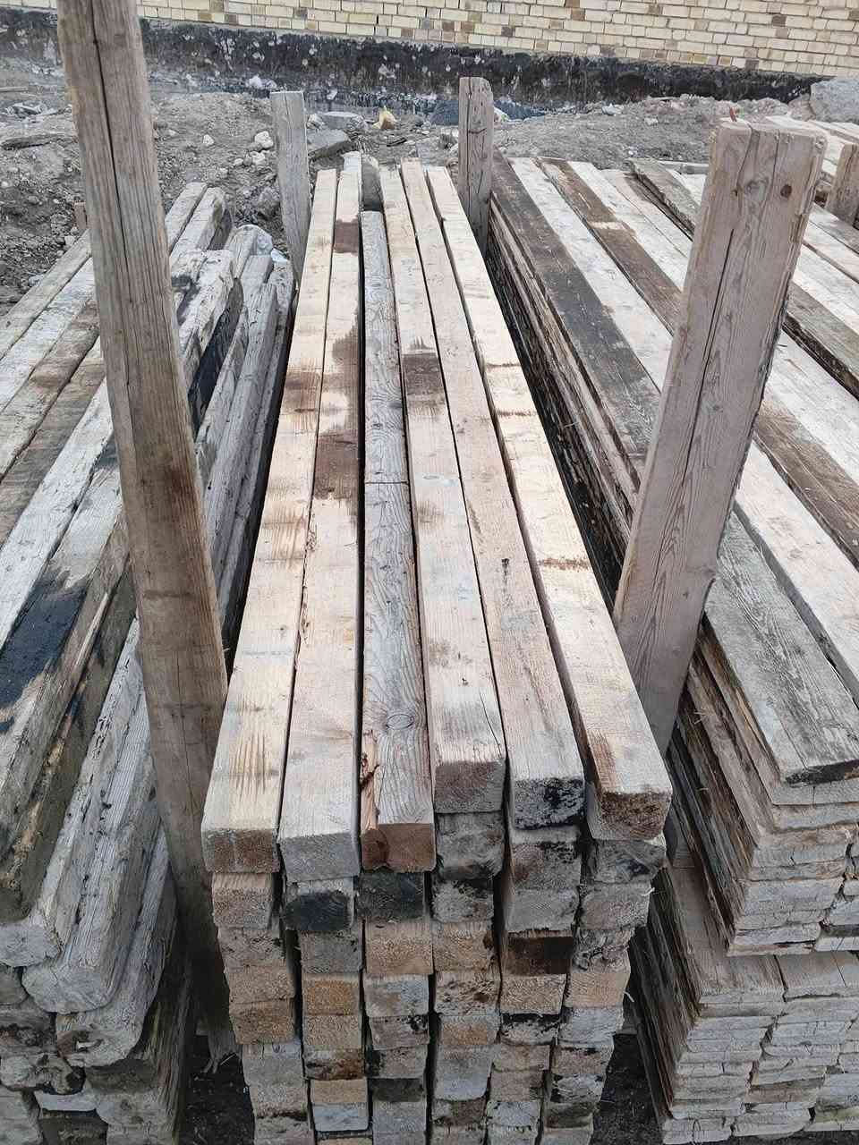 السلام عليكم قالب خشب للبيع العدد 11مكعب ونص شغله وحده المكان بابل الأستفسار ***********
