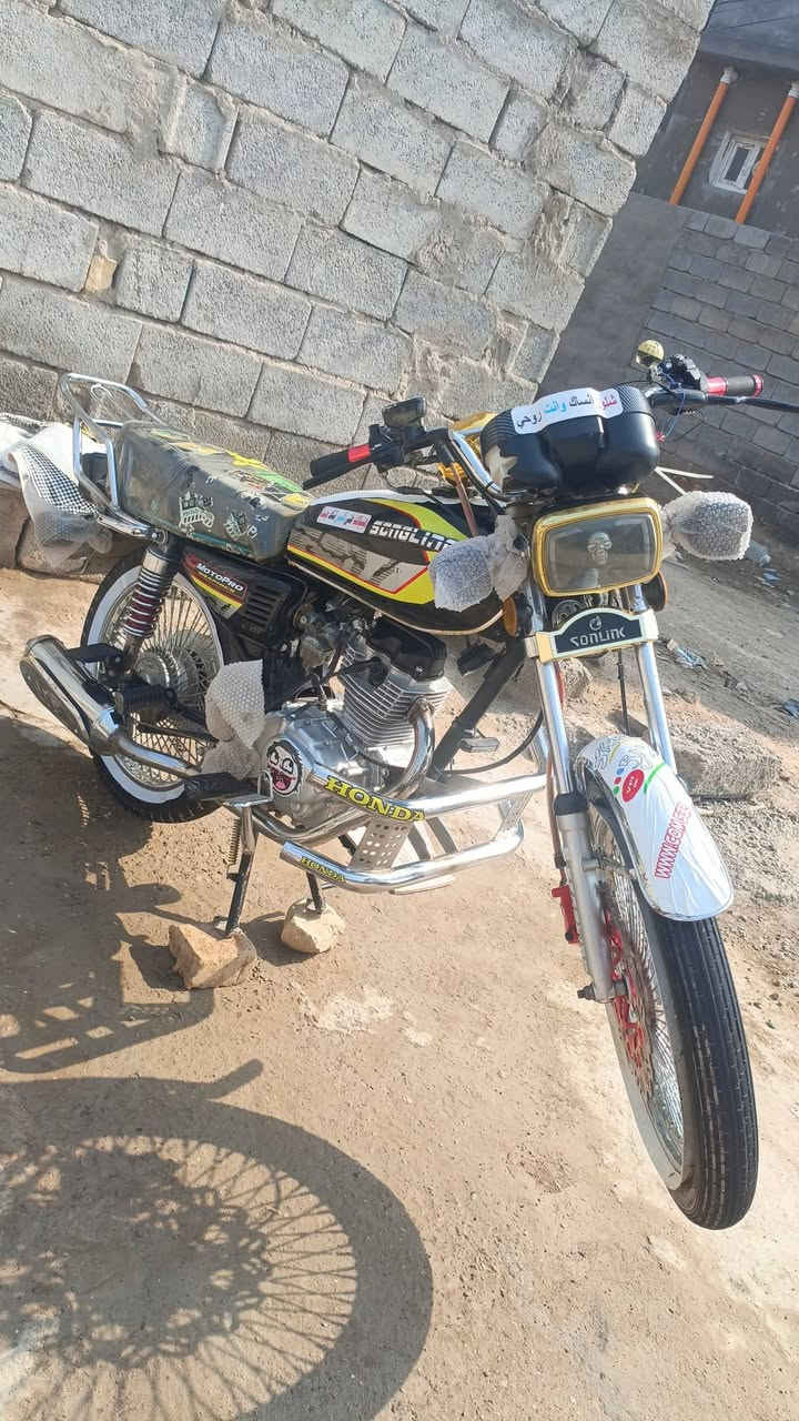 السلام عليكم دراجه تايكر مديل 2024كفاله عامه اشاير دبل اشاره سكن لايت عالي ناصي كامله مابيها نقص لو تكول برغي السعر 600وبيها مجال حك الجيه رقم الهاتف ***********مكلف بل نشر بعقوبه تقاطع الساده
