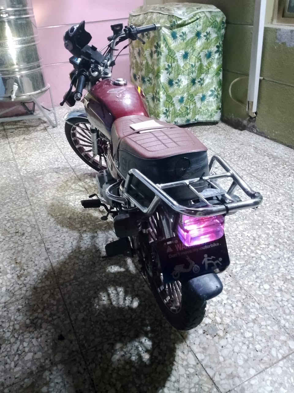 السلام عليكم دراجه سونك موديل 2024
كامله لا تبخير ولا تنقيص ممشتغله دلفري ابد 
دراجه نضيفه لسعر ٧٥٠ وبيها مجال
مكاني البلديات ***********
