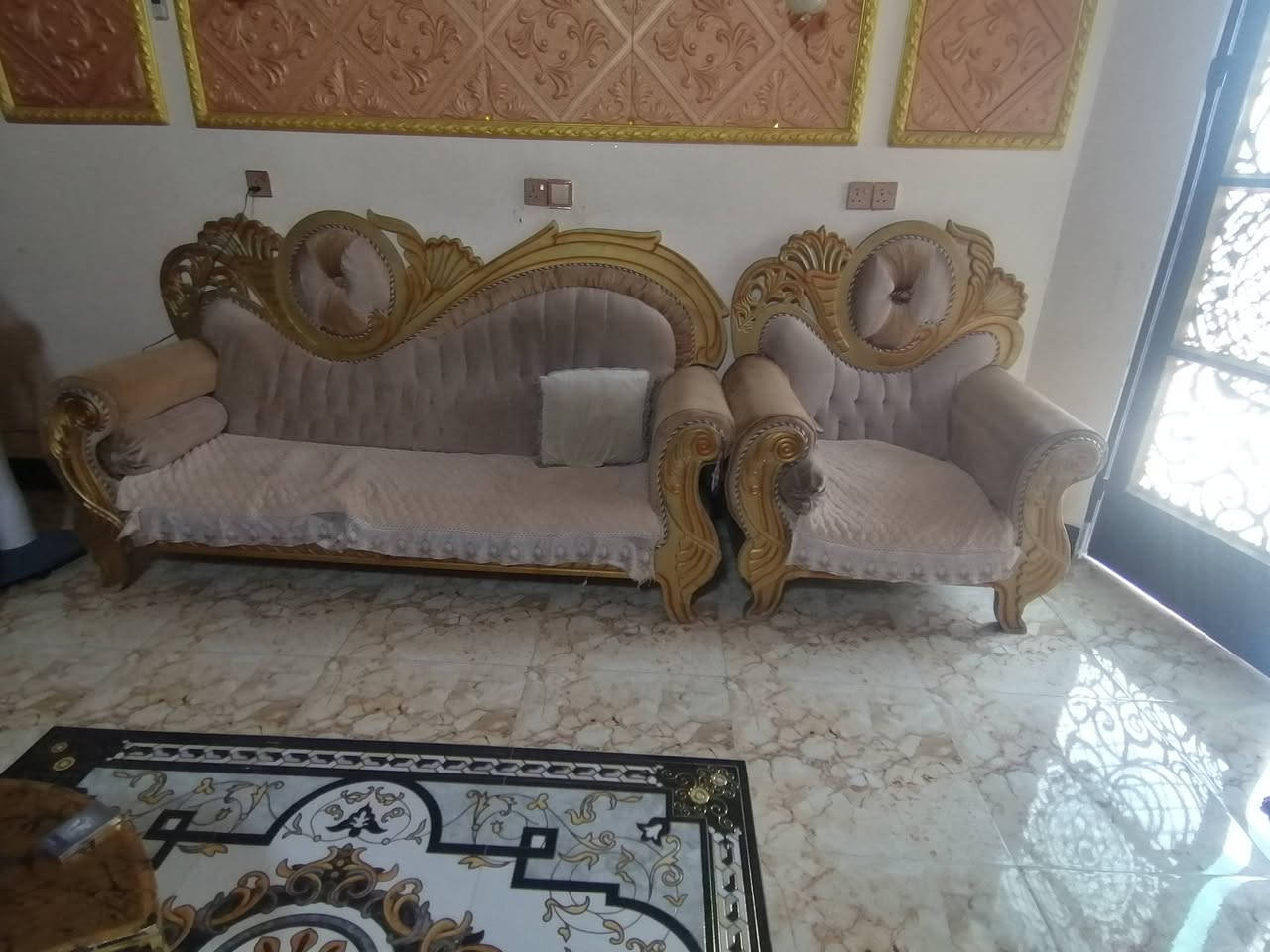 شباب مكلف بلنشر هاذه وتصلو عليه قيم بل يرضي الله وخذه مكان بعقوبه التحرير ***********
