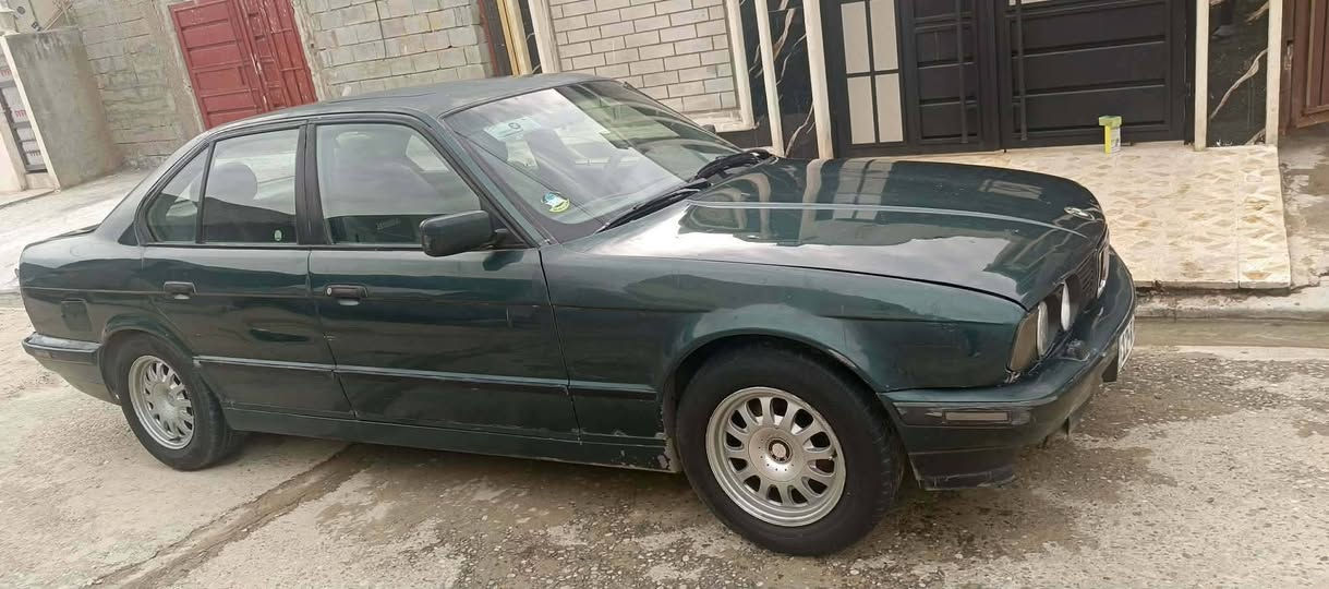 BAM ما بيهة صبخ وشرط تحويل سياره جاهزه مجهزه مابيه اي نقوصات محرك كير عادي حجم محرك ٥٢٠
***********
*********** موصل, نينوى
