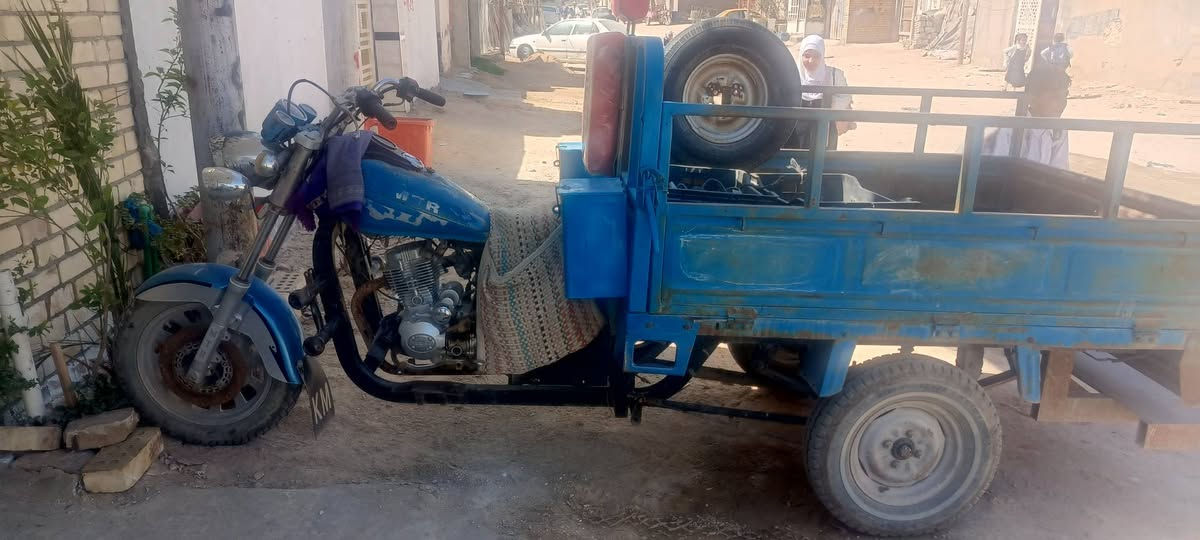 ستوته للبيع مكان نجف حي الميلاد رقم الماني راعيها ما اندله اكاتبك عن السرقه والعشائر ستوته ما عايزه شيء ماكينه جديده  جدد امهات الخطه ماكينه جديده ام الحاسبه السعر 1,600 قفل الشرايه خابرني ***********
