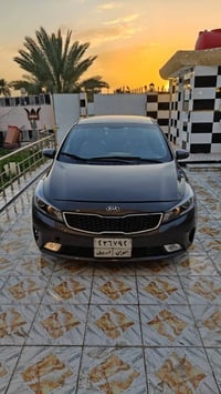 كيا فورتي 2018وارد كندي نص فول مكينه 2000دوش السياره مكفوله من اي ضرر ...