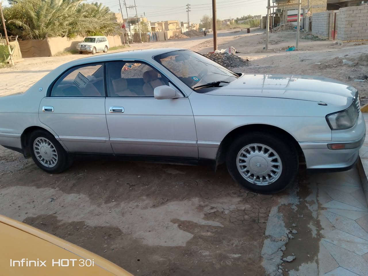 بطة موديل 1993رقم إنكليزي نجف شرط التحويل 
حدادية كامله تايرات كارتون كير ومحرك خير من الله نقص  تبريد  *********** السعر 65وبيها مجال الشراي
