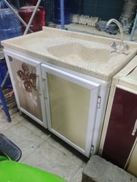 سنك • متاح • للبيع