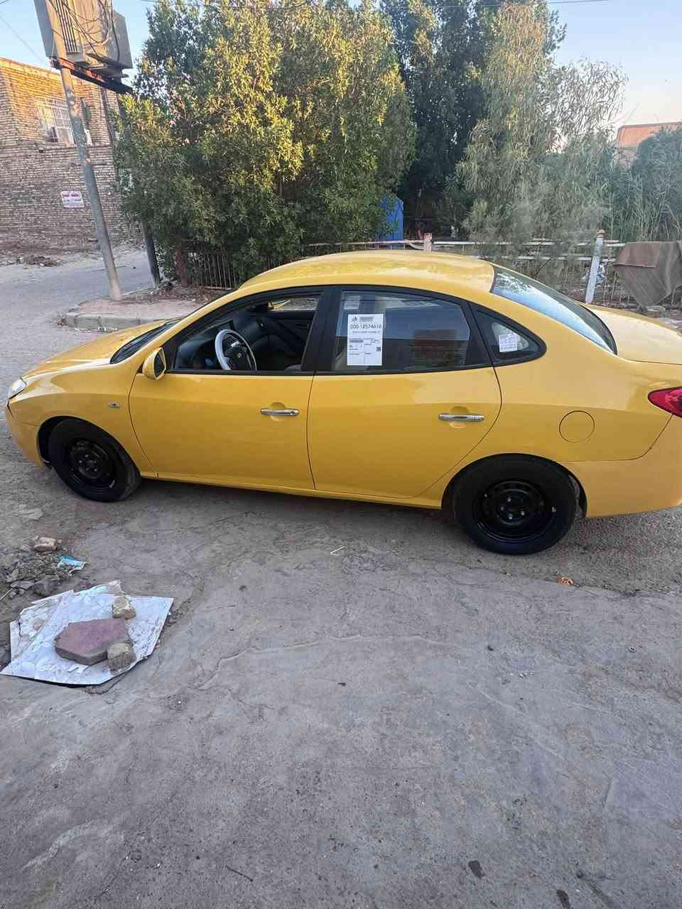 سلام عليكم النتره أفانتي دخول جديد سياره جاهزه من كلشي تبريد ثلج تخم تاير حداديه خير من الله كبل لشارع عنوان ميسان سعر 45وبيه مجال ***********
