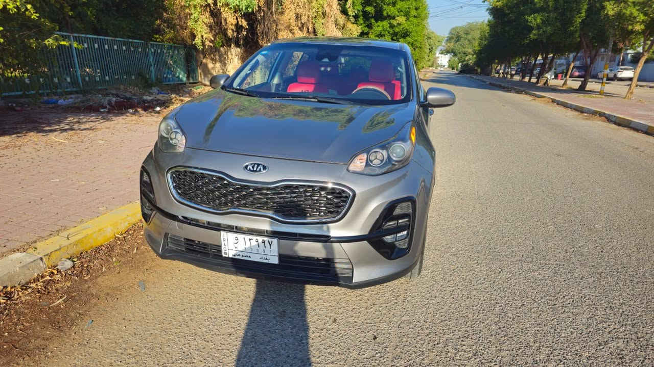 السلام عليكم ورحمة الله 
كيا سبورتج 2021امريكي ماشيه 65ونص كيلو متر حادثها مرافق بالصور 
مواصفات 
رادار 
شاشه بلاد 
حساس بشري
السعر 185وبيها مجال 
التواصل خاص


**إذا كنت صاحب هذا الإعلان وتريد حذفه لأي سبب، رجاءا أرسل رسالة إلى الدعم الفني**