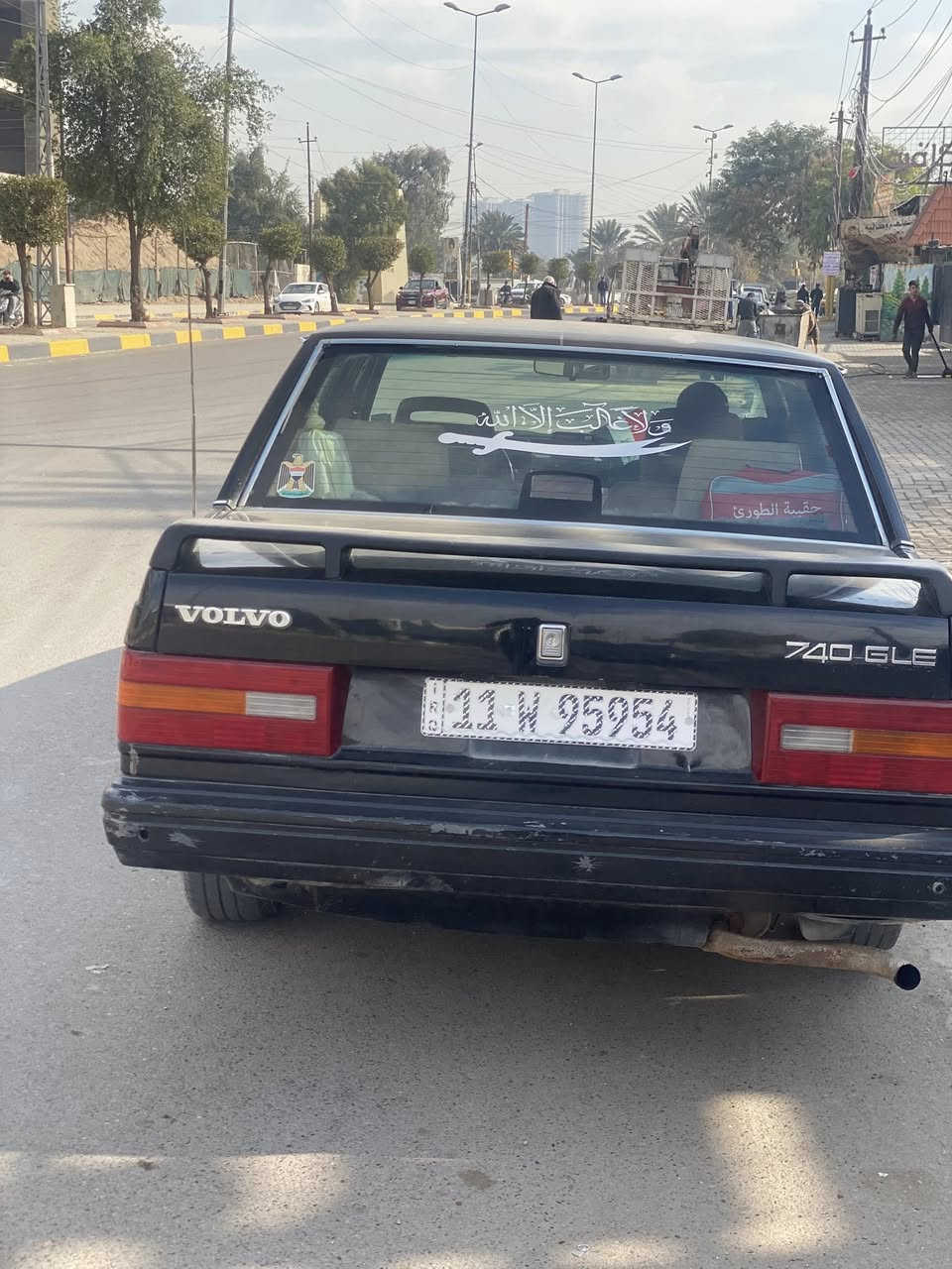 فالفو ٧٤٠
موديل ١٩٩٠
كير ومكينه بلاد 
(كابريته) 
السياره عله وضع البلاء
بسمي مداور ثاني يوم 
رقمي ***********
